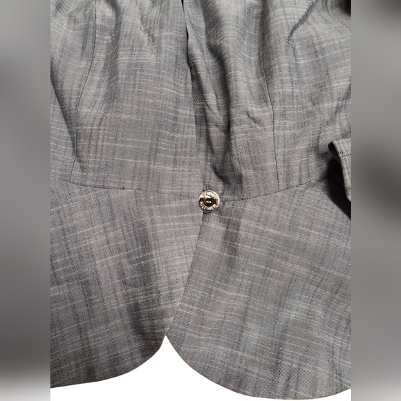 New Tommy Hilfiger Womens Collarless Button-Front suit jacket. Gray Multi 12 - Picture 9 of 13